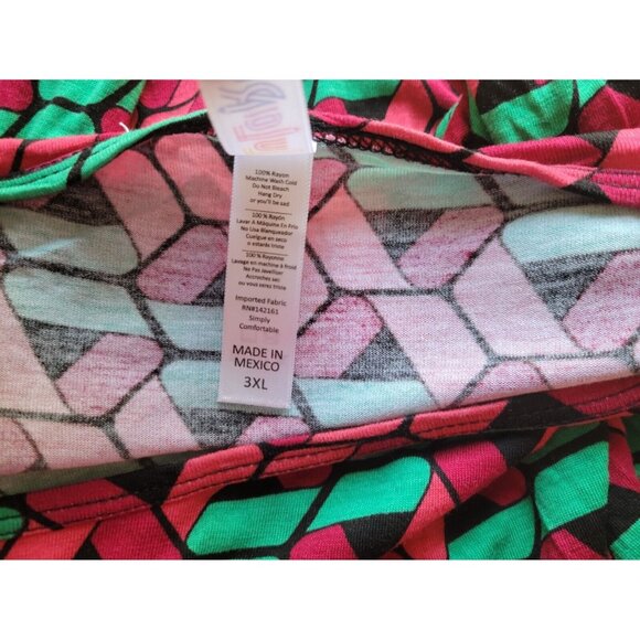 Lularoe Womens Top 3XL Plus Tee Short Sleeve Asymmetric Red GEO346E - Picture 7 of 8